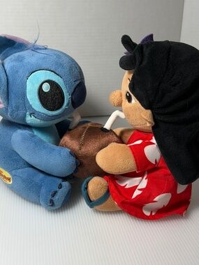Disneys Lilo And Stitch 20th Anniversary Plush Holding Coconut Limited Release